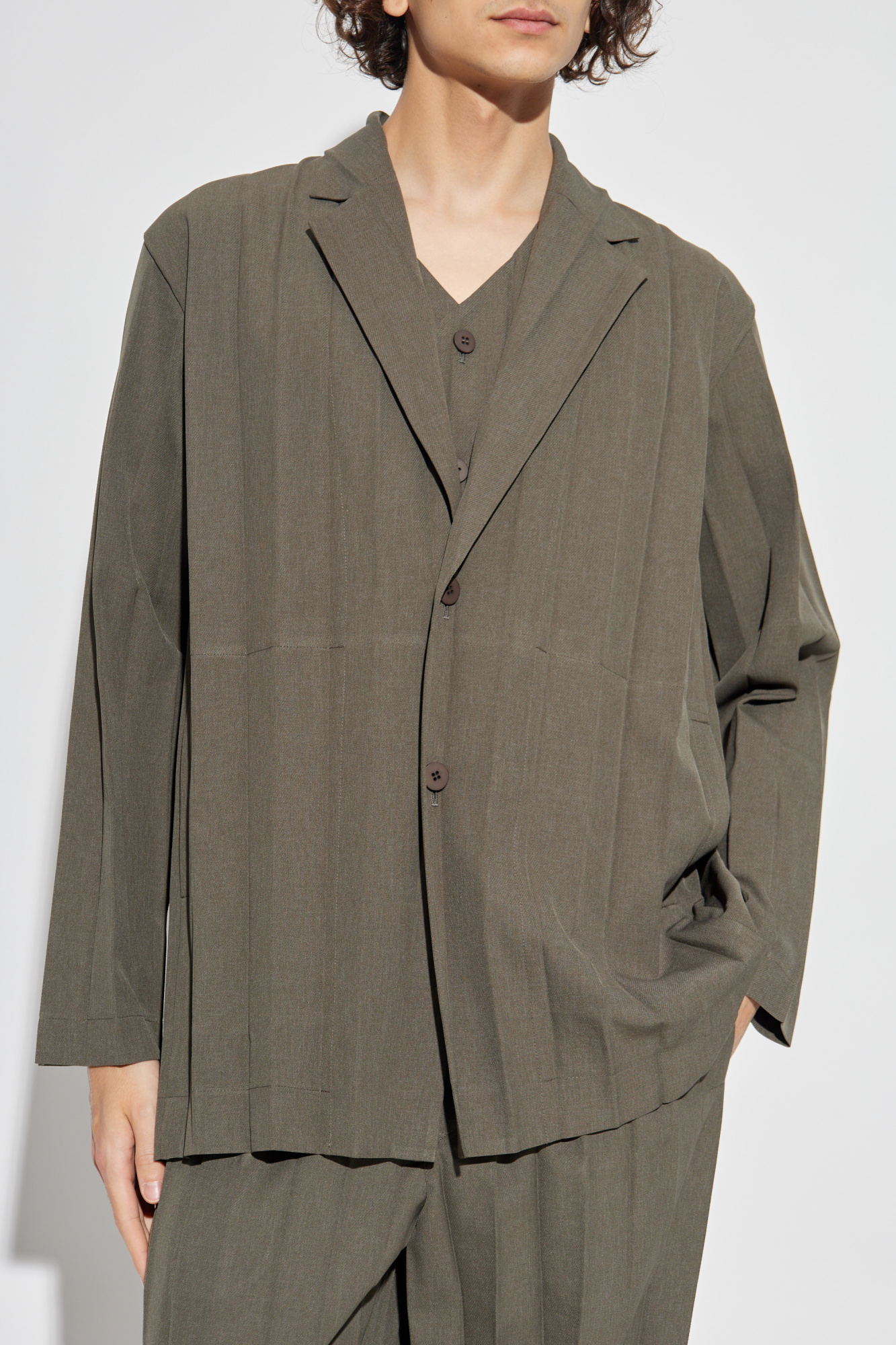 HOMME PLISSÉ ISSEY MIYAKE ウールタッチコート ボルドー 28619218_57904452_1000.jpg